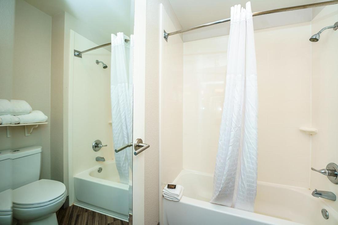 Hotel Wingate By Wyndham Brunswick Ga I-95 Esterno foto