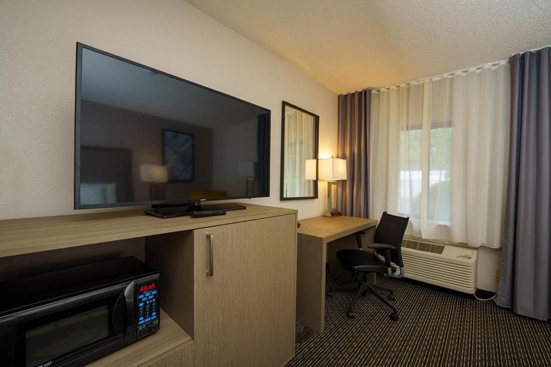 Hotel Wingate By Wyndham Brunswick Ga I-95 Esterno foto