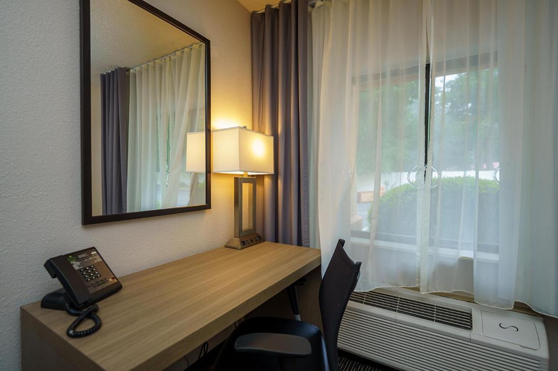Hotel Wingate By Wyndham Brunswick Ga I-95 Esterno foto