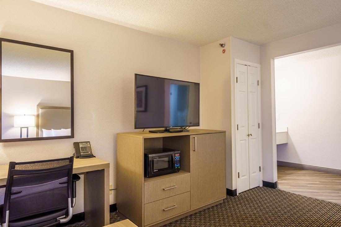 Hotel Wingate By Wyndham Brunswick Ga I-95 Esterno foto
