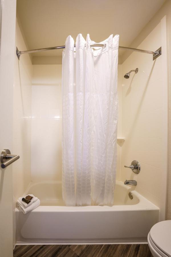Hotel Wingate By Wyndham Brunswick Ga I-95 Esterno foto