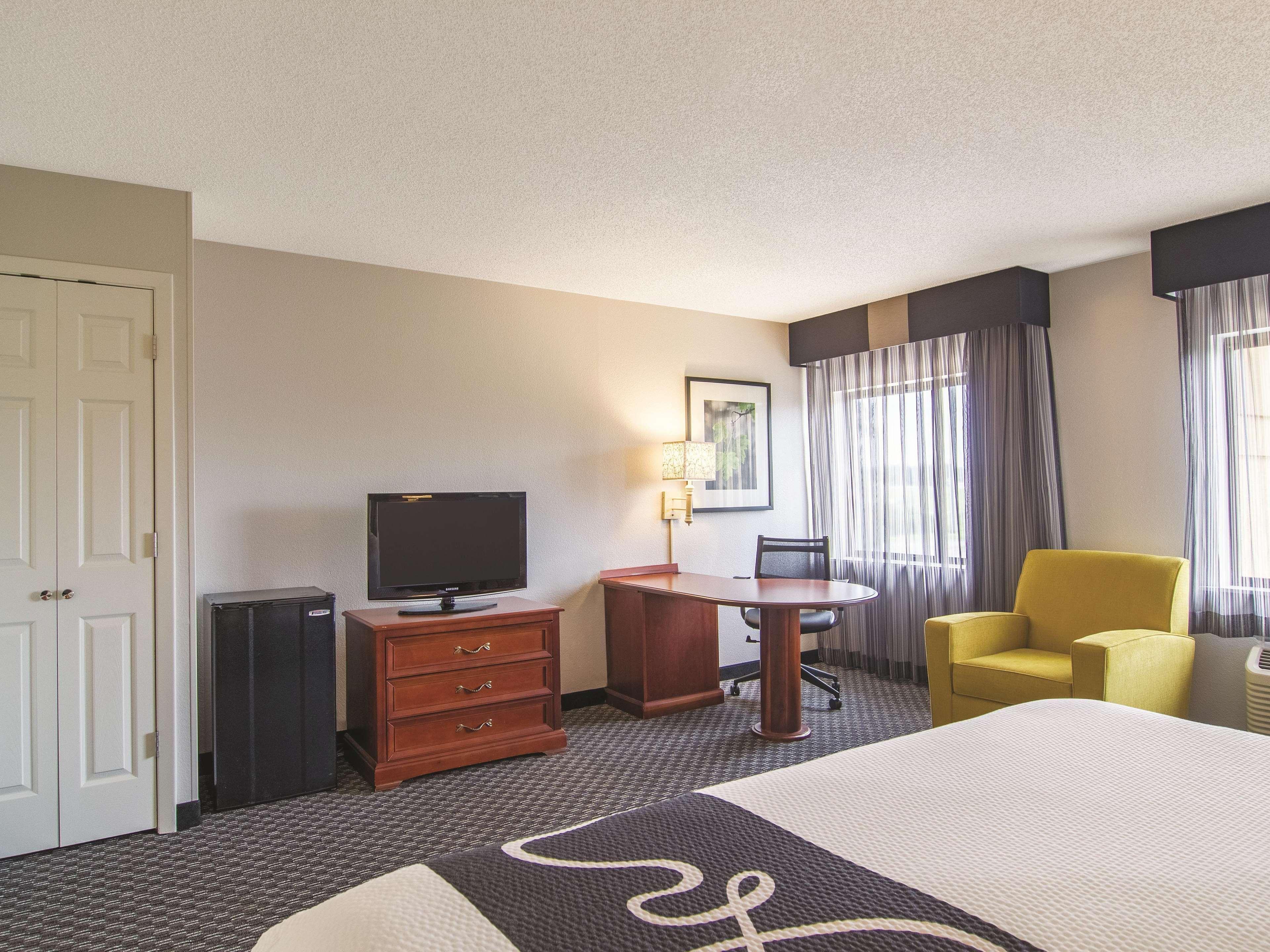 Hotel Wingate By Wyndham Brunswick Ga I-95 Esterno foto
